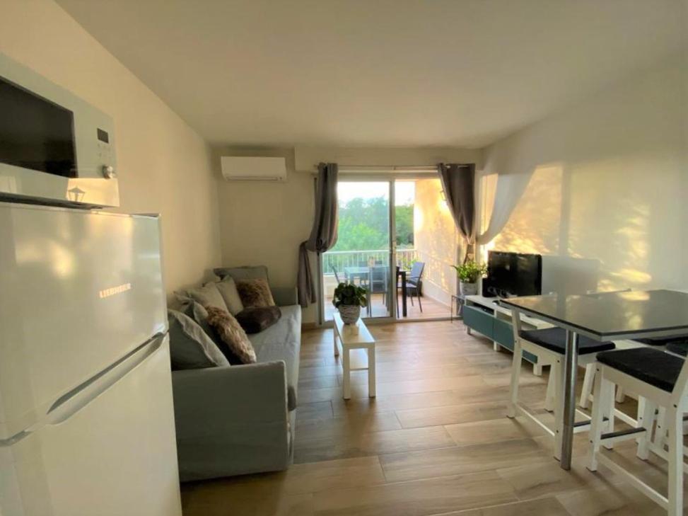 Proche Centre Sanary Studio Climatise 4 Personnes Экстерьер фото