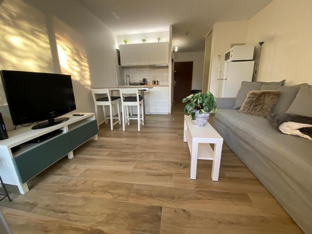 Proche Centre Sanary Studio Climatise 4 Personnes Экстерьер фото